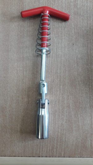 Ключ свечной 14мм Т-образный